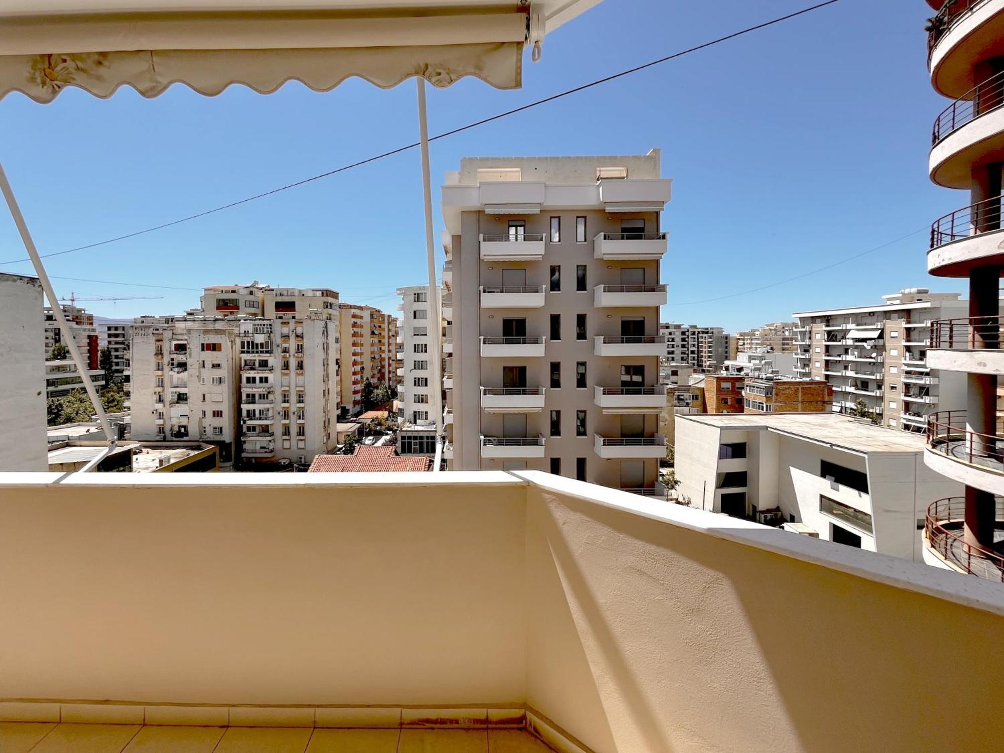 Kam Apartments In The City Center Vlorë Esterno foto