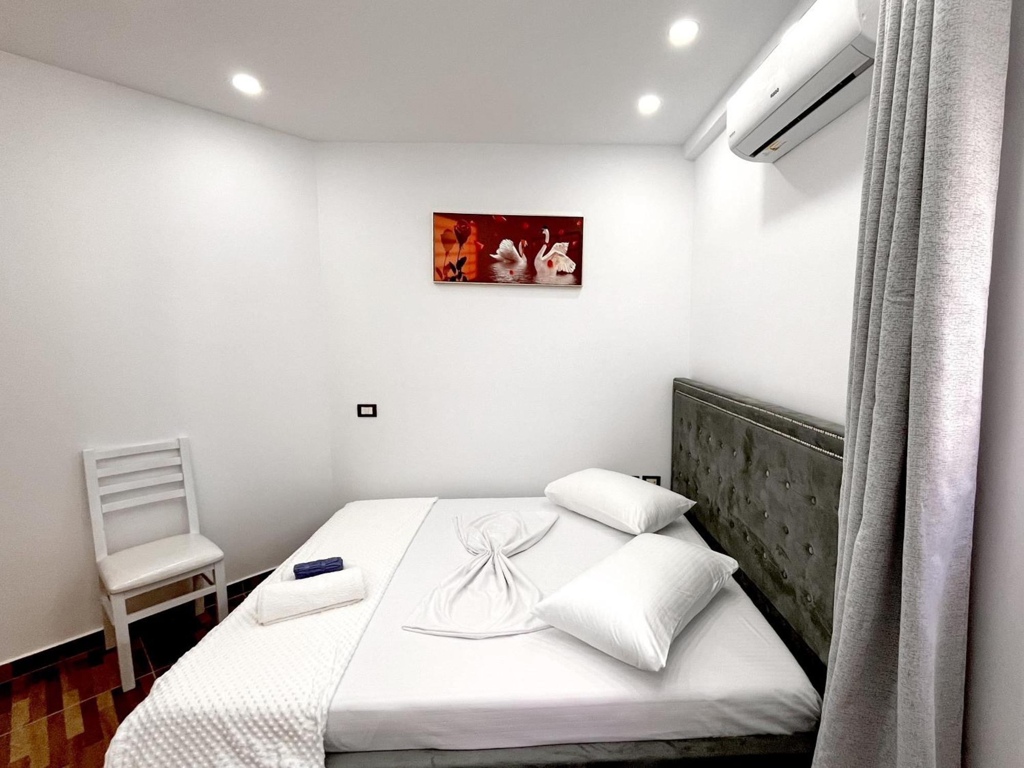 Kam Apartments In The City Center Vlorë Esterno foto