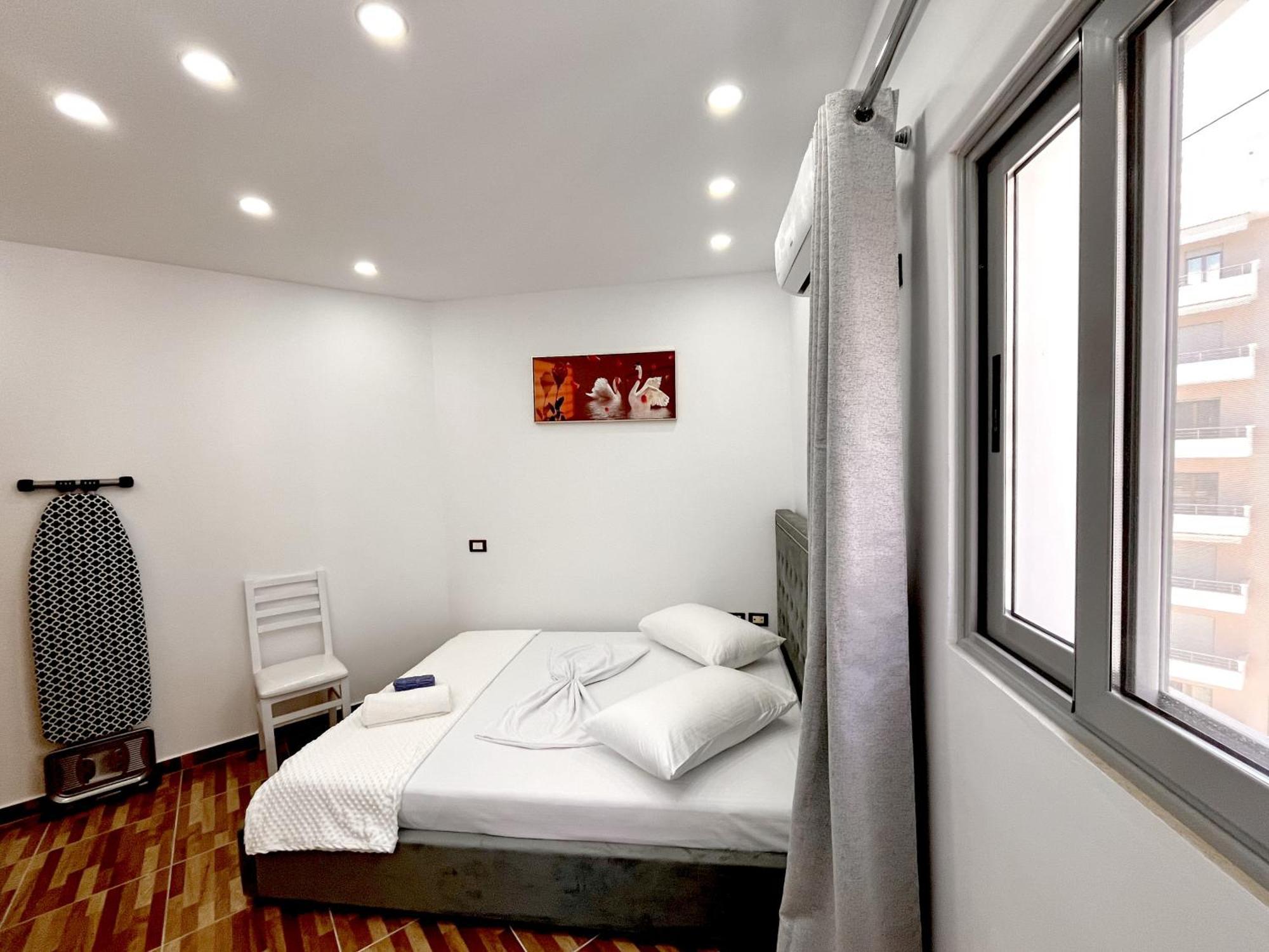Kam Apartments In The City Center Vlorë Esterno foto